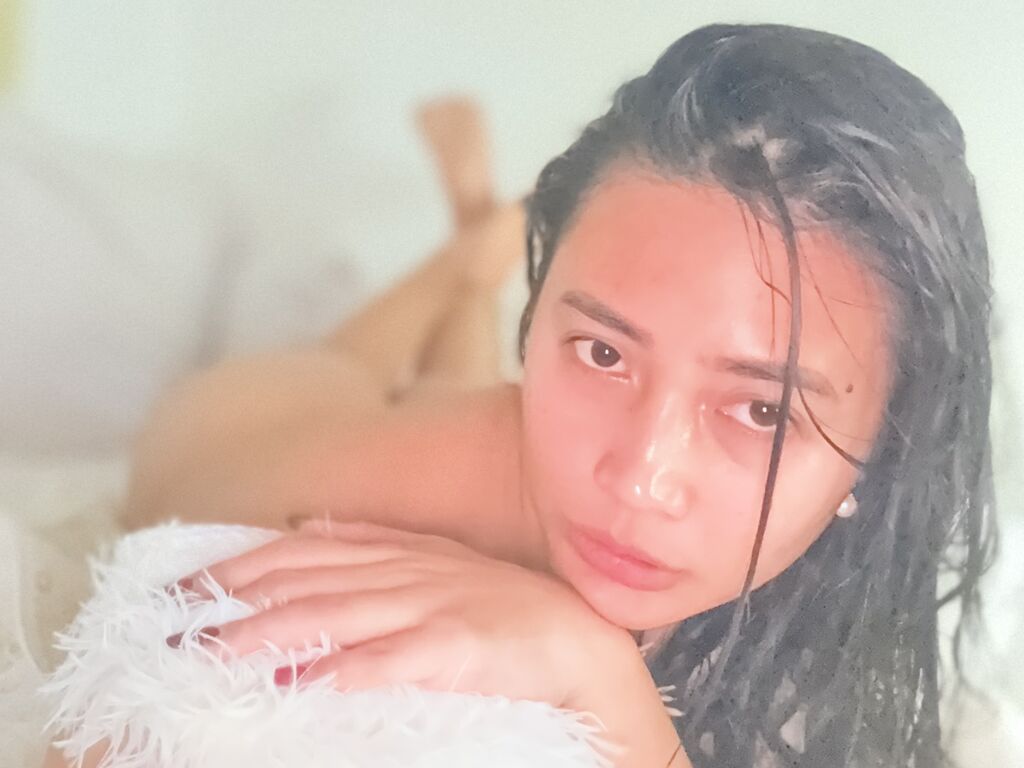 Honey Mendoza